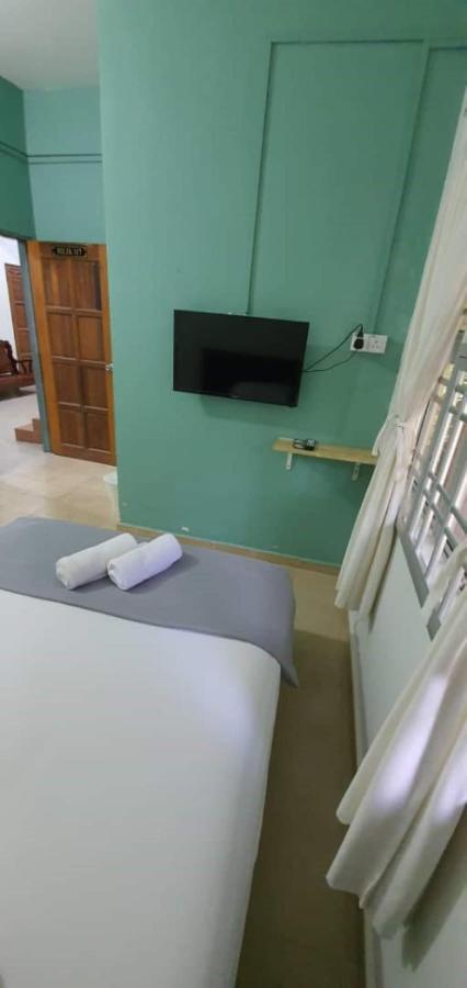 Oyo 90116 Fbs Inn Hotel Dungun Luaran gambar